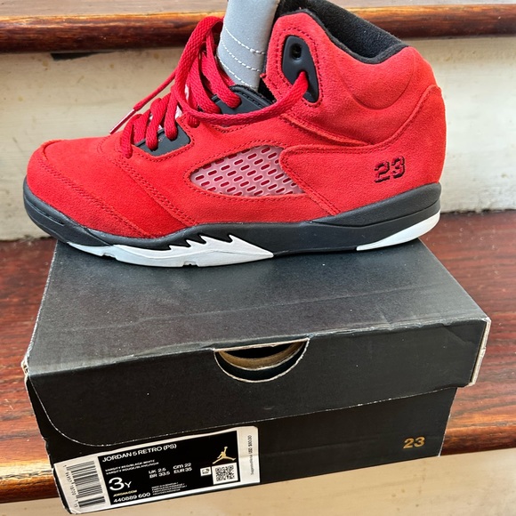 Aj 5 retro/ torros/3y - Picture 1 of 2
